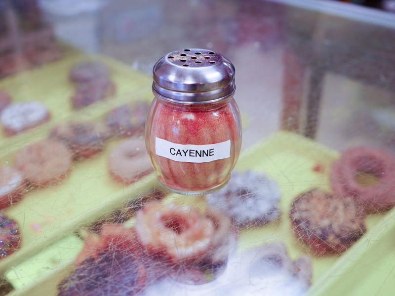cayenne, brown, flavor, spicy, container, shop, ingredient, shaker, ground, granulated, day, table, communication, delicious, spice, donut, taste, no people
