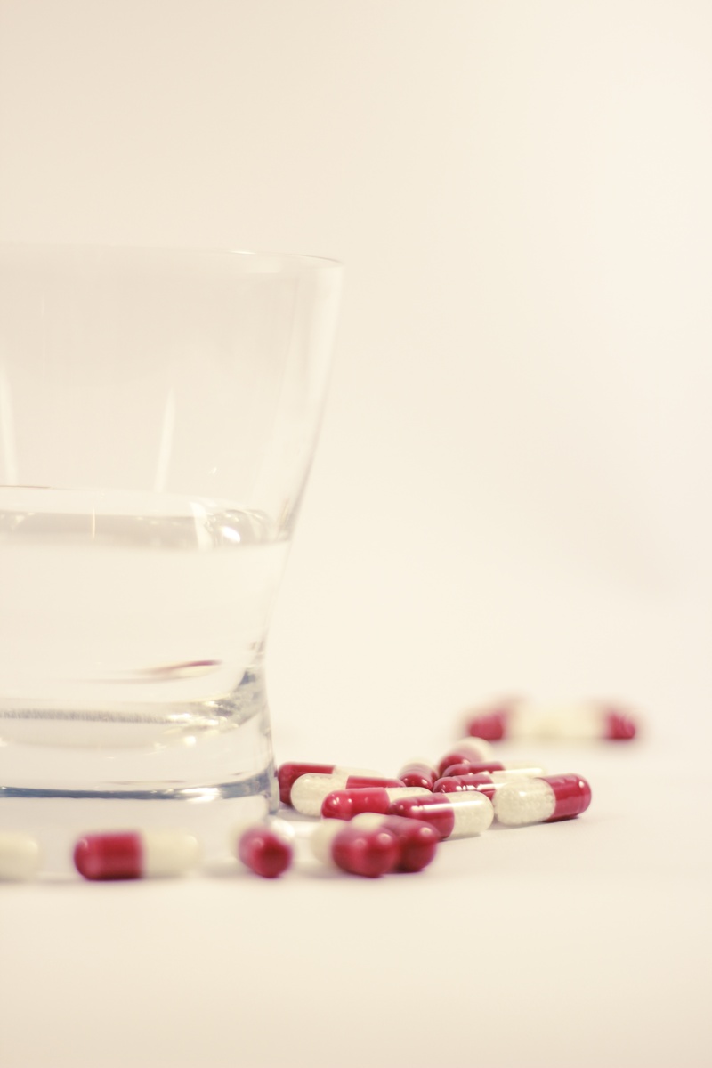 macro, pill, pharmacy, copy space, cold, indoors, close-up, sick, overdose, pharmacological, cure, prescription, 5K, the hand, healthcare and medicine
