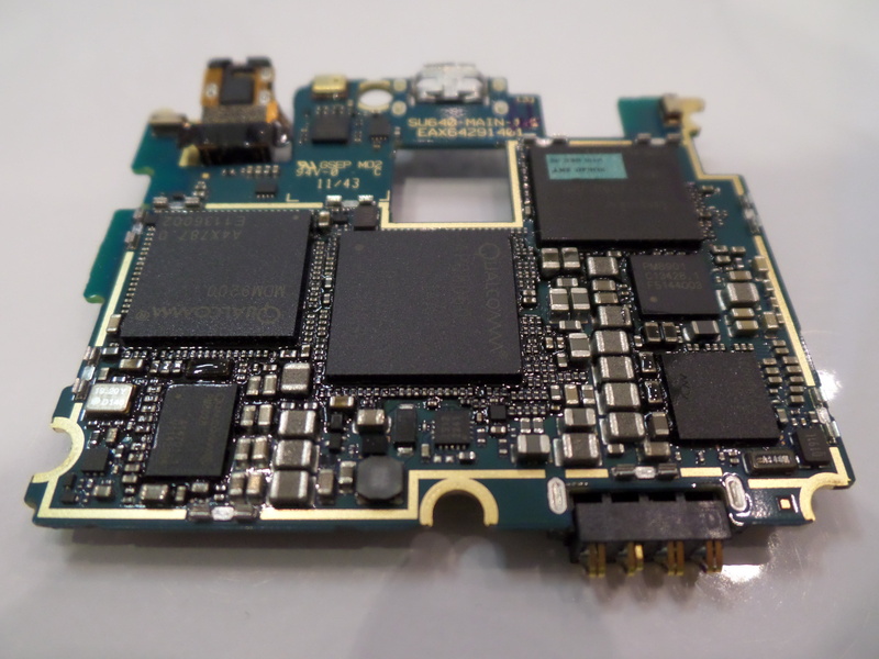 metal, technology, circuit board, computer equipment, decomposition, still life, electrical component, studio shot, semiconductor, industry, connection