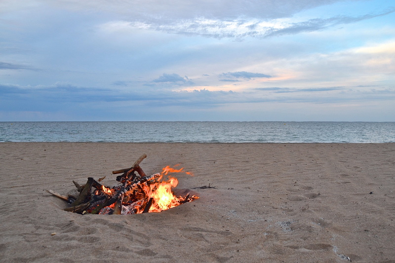 firewood burned, San Juan, water, heat - Temperature, beside, nature, campfire, wood, Flames, land, trip, vacations, summer solstice, burning, fire, holiday