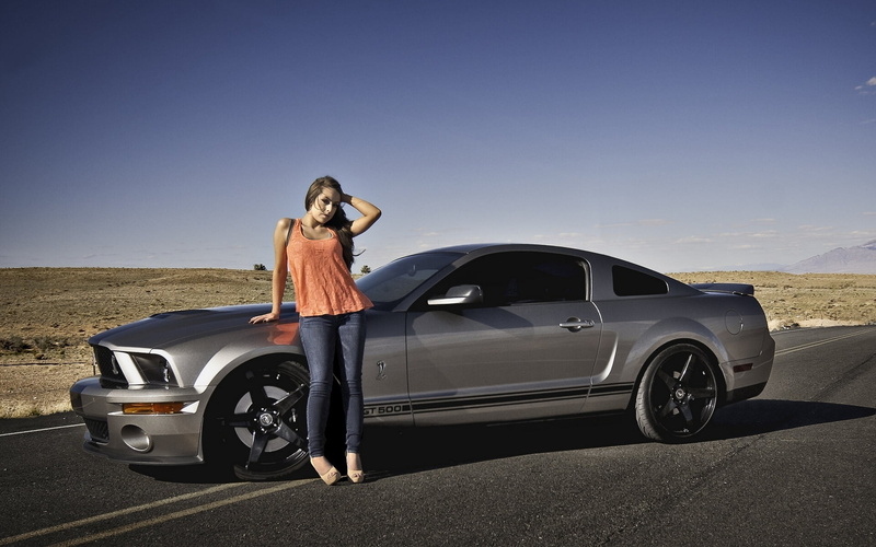 beautiful, tank, car, land Vehicle, lifestyles, caucasian Ethnicity, blue, driving, road, outdoors, smiling, transportation, roadside, pink, cheerful, GT500