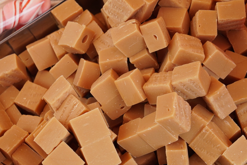 brown, freshness, sweet food, backgrounds, chocolate, food and drink, still life, temptation, cheese, indoors, dairy product, healthy eating, 5K, caramel