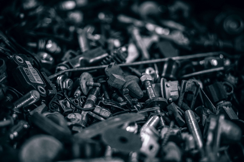check, still life, auto, box, damage, no people, silver colored, chrome, screw, car, abundance, closeup, studio shot, automobile, construct, shiny, car repair shop