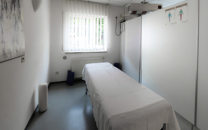 massage, 8K, hospital ward, white color, clean, medical equipment, physio, seat, treatment, physician lawn, window, furniture, architecture, building