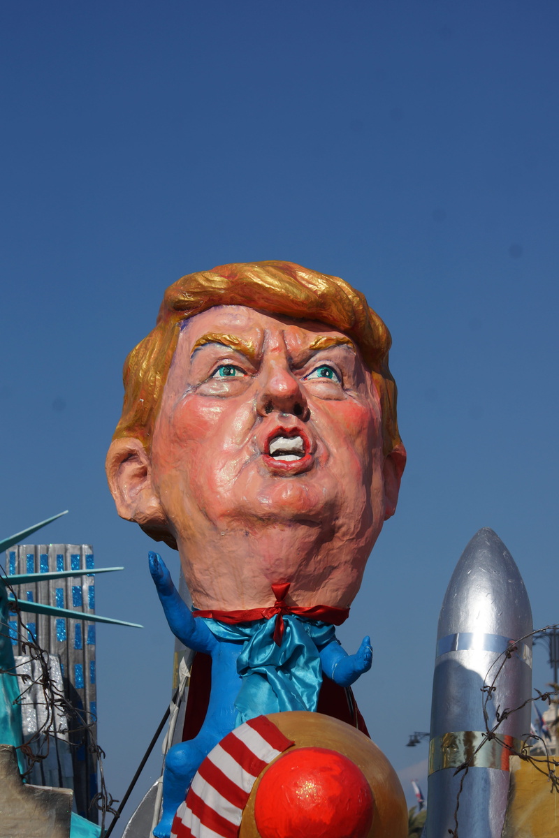 hairstyle, viareggio carnival, viareggio, one person, leisure activity, clear sky, mouth open, copy space, italy, looking away, nature, adult, front view