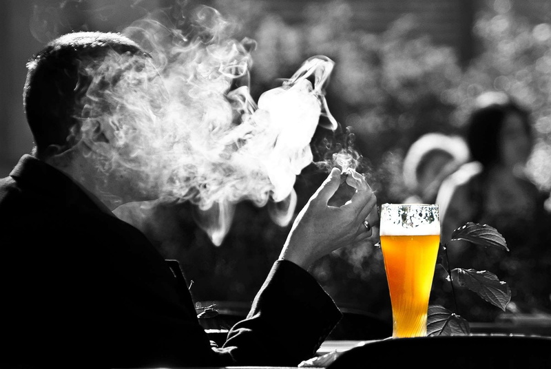 garden, men, glass, beer, smoking - activity, sign, fatal, bad habit, people, lung cancer, person, face, smoke - physical structure, 1080P, adult, alcohol
