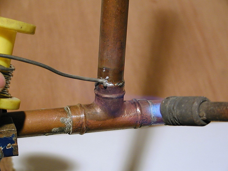 close-up, plumbing pipes, wall - building feature, construction, soldering, brown, brass, tubing, Plumbing, flux, rusty, heat, capillary fitting, Connection