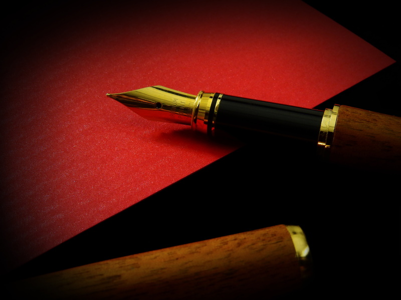 filler, stationery, 4K, luxury, document, business, indoors, pen, wood - material, communication, antique, fountain pen, no people, leave, gold colored