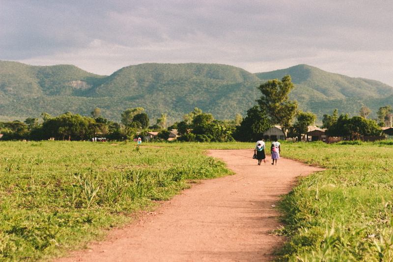real people, incidental people, environment, plant, mountains, zimbabwe, mountain, tree, transportation, 1080P, day, road, direction, the way forward