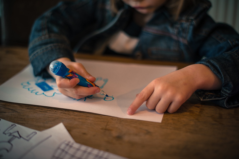 female, people, adult, selective focus, skill, artist, wood - material, real people, paper, 5K, young, Child, creativity, design Professional, craft, males