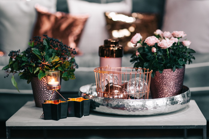 glass, food and drink, one person, pink roses, indoors, no People, candle, household equipment, lovely flowers, decorations, freshness, flowers, tea light