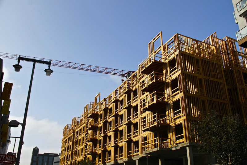 engineering, apartment, 5K, architecture, building exterior, incomplete, helmet, machinery, sky, usa, business, crane - construction machinery, metal