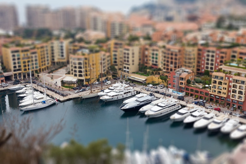 tilt-shift, reflection, cultures, sky, aerial View, urban Scene, river, tourism, roof, cityscape, famous Place, window, nature, white, yacht, marina, summer