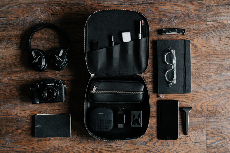 directly above, still life, order, top, dopp kit, edc, glasses, large group of objects, arrangement, flat lay, looking down, smart phone, knolling - concept