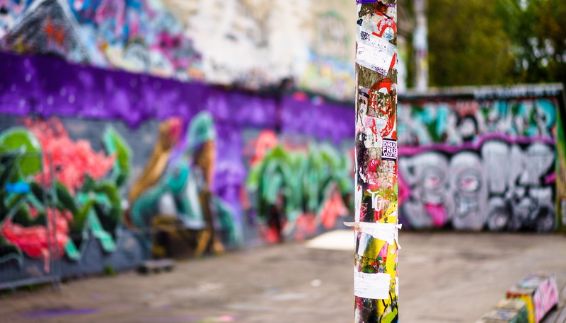 craft, lanyard, architecture, multicolored, wall - building feature, focus on foreground, rod, outdoors, built structure, creativity, art and craft, multi colored