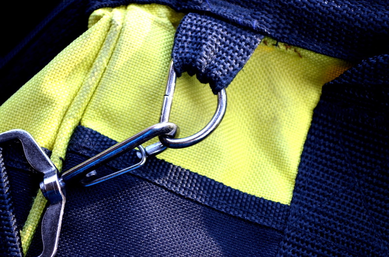 lanyard, 1080P, jeans, pattern, clip, security, indoors, warm clothing, macro, personal accessory, metal, tension, protection, no people, textured, snap