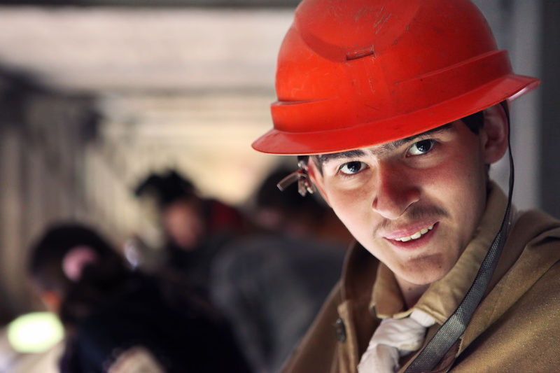 construction industry, hardhat, cheerful, wearing, worker, architect, red, portrait, male, protective workwear, profession, man, engineer, occupation, people