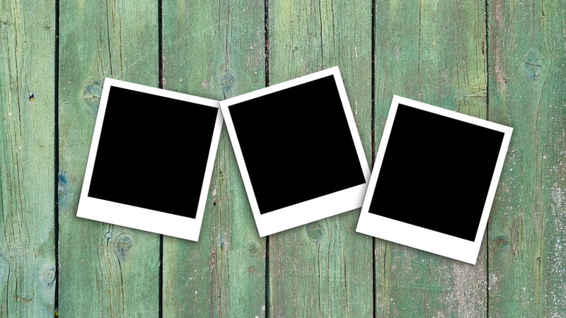 picture frame, pattern, group of objects, wood, old, blank, instant camera, copy space, creativity, deco, green color, no people, close-up, frame, empty