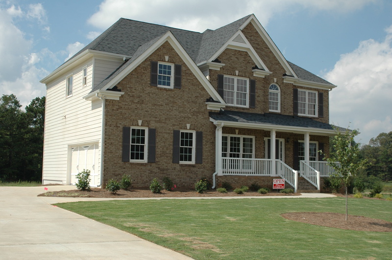 window, front or back yard, housing development, lawn, buy, plant, mortgage, moving, building, cloud - sky, neighborhood, construction, new, family, grass