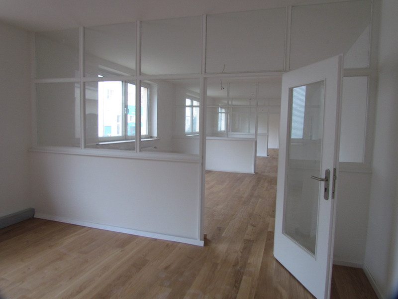 opened, domestic room, 4K, home interior, architecture, built structure, office, empty, ceiling, absence, glass - material, wood, flooring, parquet floor