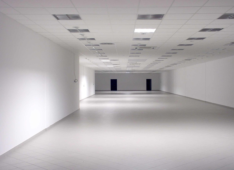 direction, shadow, renovate, entrance, light, blank, wall - building feature, business, interior design, no people, indoors, empty, long, ceiling, perspective