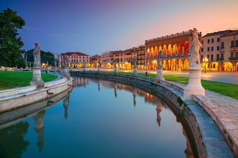 1080P, Square Prato della Valle, home, statues, Padova, building, Italy, channel, Prato della Valle, reflection