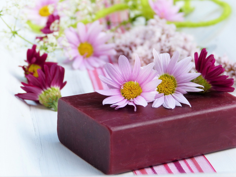 flower arrangement, care, container, of course, flowers, greeting card, still life, relaxation, beauty in nature, plant, essential oils, bio, body care