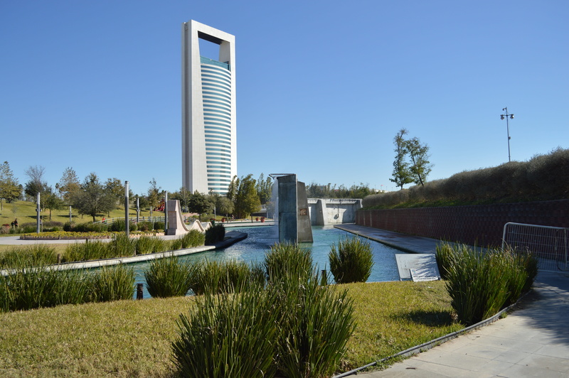 santa lucia, built structure, monterrey, fundidora, 5K, growth, grass, building exterior, blue, sky, tree, nature, city, footpath, new leon, building