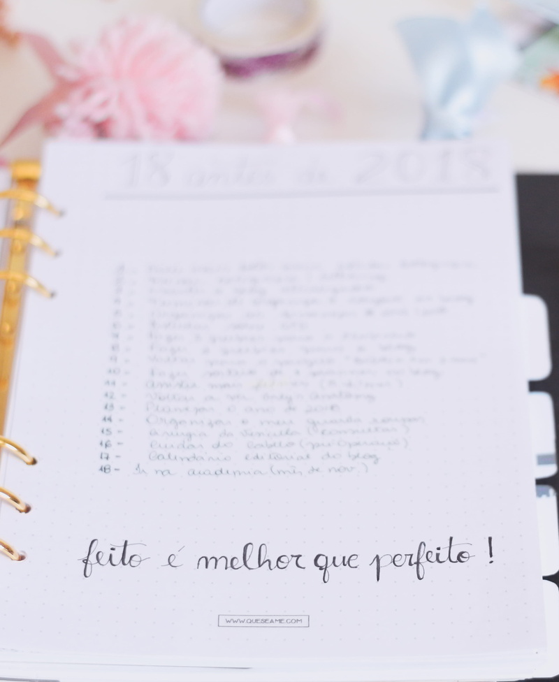 indoors, office, blank, note, design, people, publication, diary, e, table, que, writing, lifestyle, education, brasil, 2K, selective focus, spiral notebook