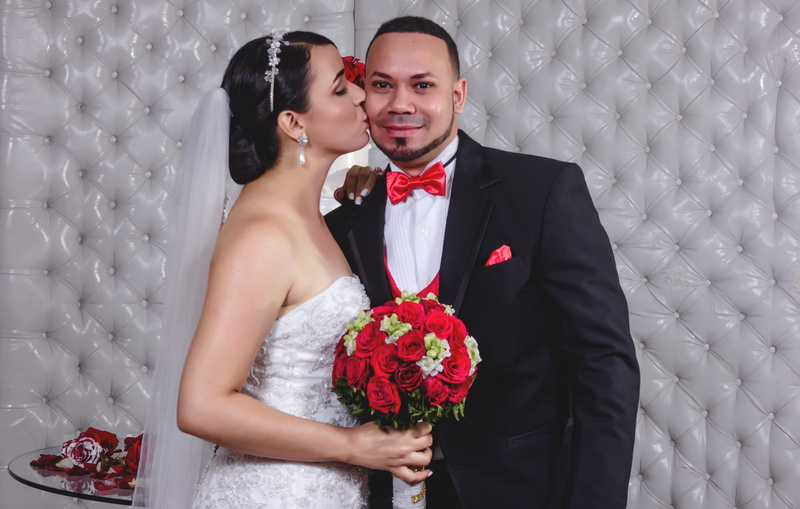 two people, newly married, happiness, 4K, Wedding, togetherness, romance, adult, bouquet, nuptials, husband, romantic, beautiful, veil, heterosexual couple