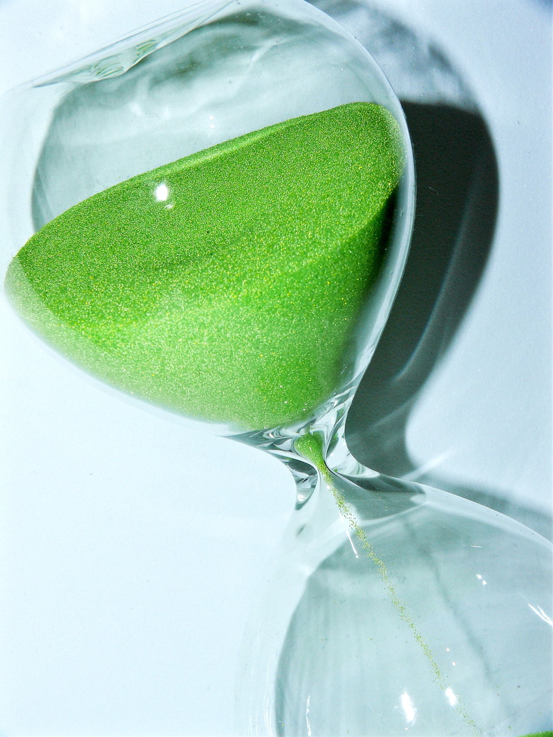 hour, timepiece, temporal distance, phase, clock, white background, food and drink, no people, time of, single object, duration, indoors, nature, style