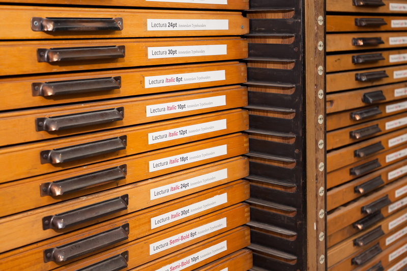Set, closed, no people, Regulation, side by side, order, font, communication, johannes gutenberg, filing cabinet, data, repetition, sticker, lectura, number