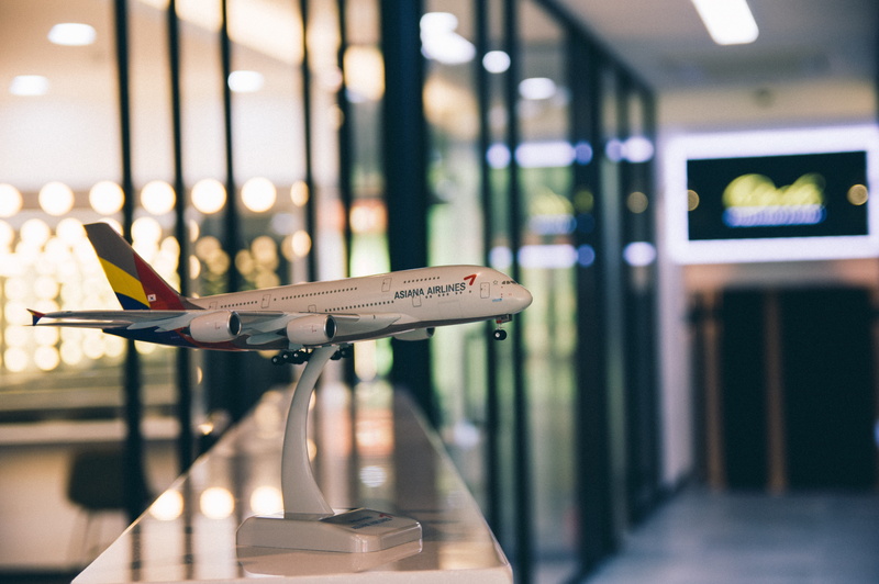 airport, seat, crew school, absence, glass - material, transportation, business, model airplane, reflection, communication, plane, corridor, asiana airlines plane