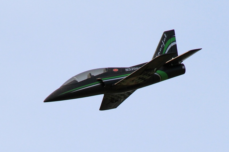 clear sky, 2K, on the move, mode of transportation, model airplane, day, impellerjet, no people, low angle view, copy space, outdoors, airplane, sky, viper jet