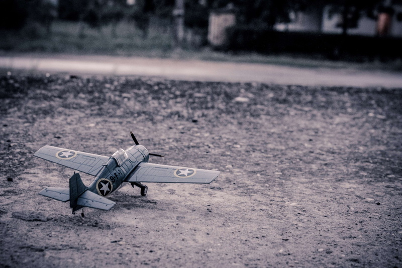 air, bomber, fighter, abandoned, bench, model aircraft, toy, model airplane, no people, 4K, day, still life, aviation, retro, military, vintage, plane