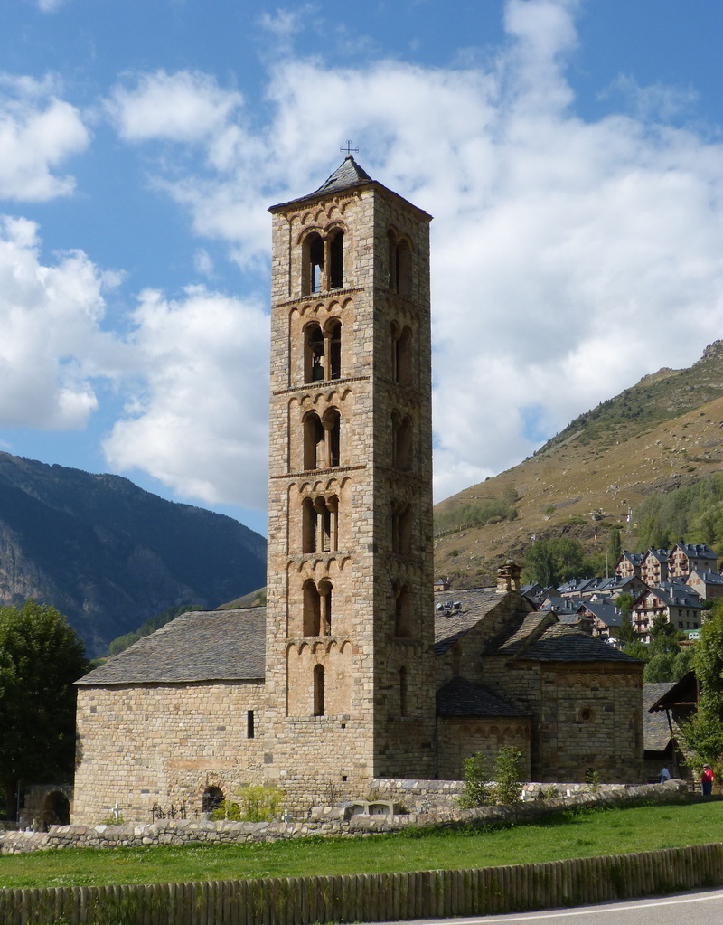 architecture, travel destinations, travel, romanesque church, cloud - sky, the past, spirituality, place of worship, no people, outdoors, belief, ancient civilization