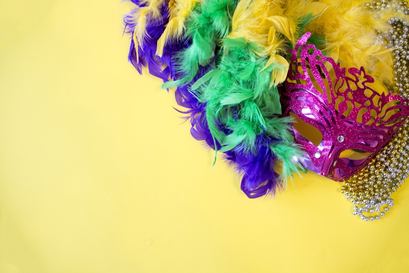 yellow, variation, mardi, mardi gras, yellow background, purple, pattern, green color, mixing, mardi gras mask, blue, motion, studio shot, feather, copy space