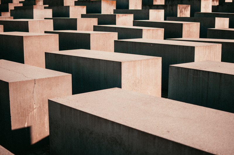 day, repetition, maze, travel destinations, ground, wood, architecture, 5K, corridor, memorial, monument, labyrinth, sunlight, lumber, in a row, staircase