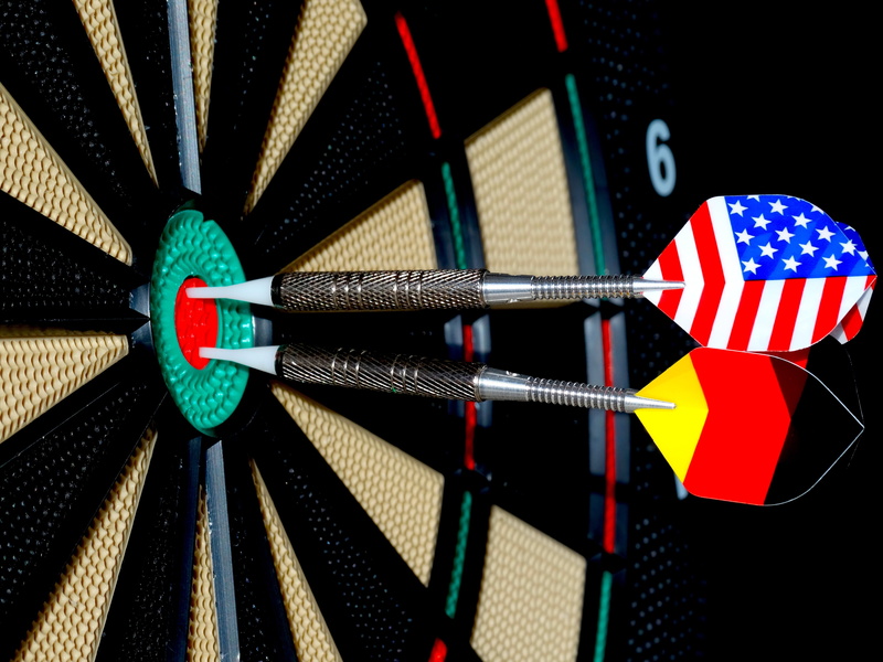 no people, delivering, leisure activity, geometric shape, flag, sports target, accuracy, without fail, bulls eye, play darts, 5K, shape, germany, achievement