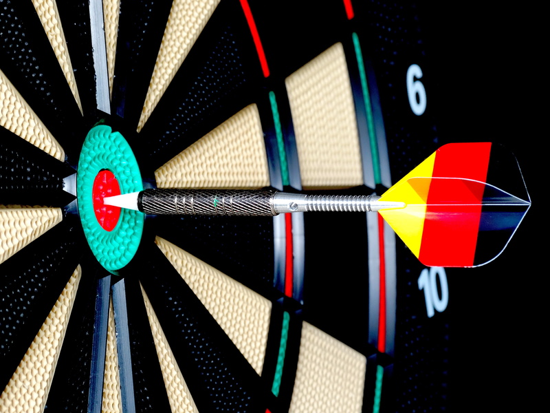 shape, close-up, recreational pursuit, dart, target, accuracy, success, achievement, scoring, leisure activity, no people, backgrounds, pin, still life