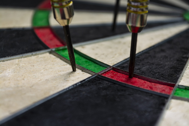 no people, bulls eye, bar, indoors, delivering, disc, precision, discipline, darts, table, england, edarts, pub, sport, germany, competition, flying, play