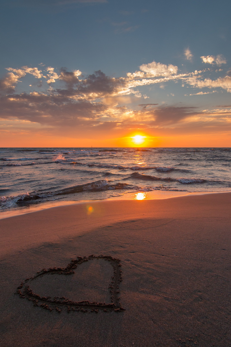 idyllic, yellow, sand, landscape, symbol, positive emotion, seashore, romance, bojana, cloud - sky, ada, holiday, sunny, vacation, golden hour, romantic