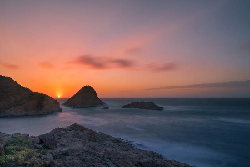 background, horizon over water, rock - object, waves, dawn, 2K, land, cloud - sky, evening, mediterranean, sea, tranquility, sunrise, bright, ocean, tranquil scene