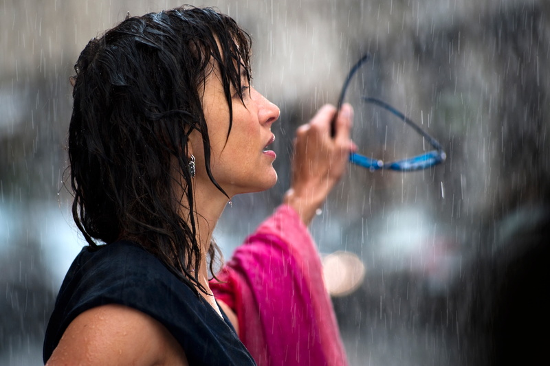 Sophie Marceau, 2K, Love with obstacles