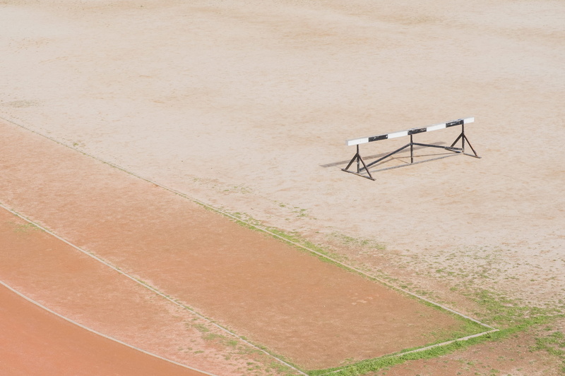 endline, nature, land, sport, athletic, run, athlete, hurdle, architecture, file, excercise, court, oval, obstacle, minimalism, sports, sport camp, minimal