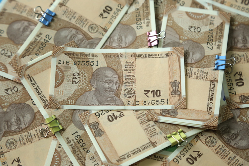 india, communication, achievement, payment, number, paper currency, cash, note, male likeness, still life, earning, profit, economy, deposit, banker, account