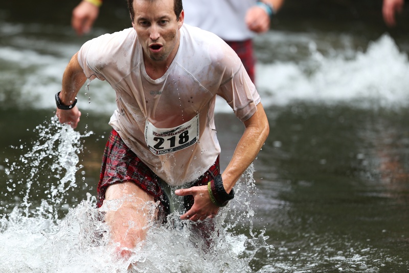 trail run, men, fit, leisure, mudrun, young adult, nature, steeplechase, crew, neck, outdoors, strength, leisure activity, effort, fun, front view, people