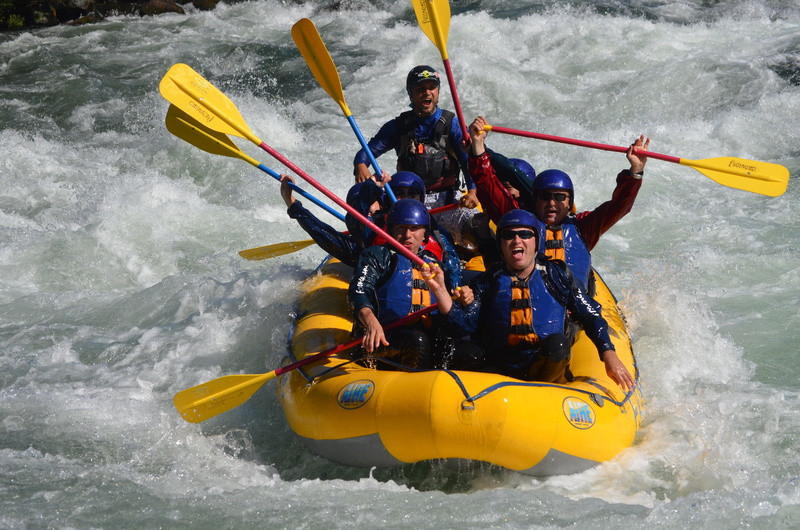 nature, paddles, positive emotion, victoria, togetherness, rafting, union, men, recreational Pursuit, water, transportation, kayaking, holding, wet, 4K