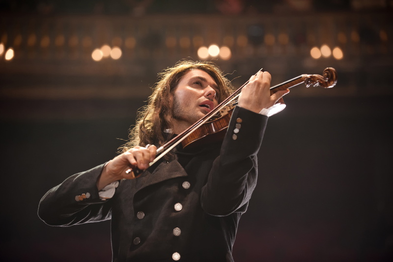 musician, wooden, Paganini:Violinist Of Devil, one person, The Devils Violinist, holding, artist, brown, musical instrument, plucking an instrument, classical music