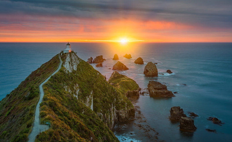 lighthouse, scenics - nature, sky, the ocean, Pacific Ocean, horizon, Lighthouse Nugget Point, tranquil scene, Nugget Point, beauty in nature, water, cloud - sky